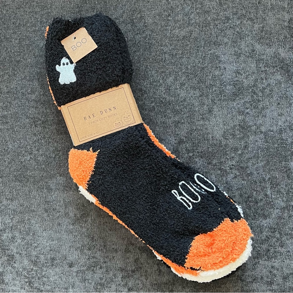 NWT Rae Dunn Women’s Halloween Cozy Socks 3-Pack